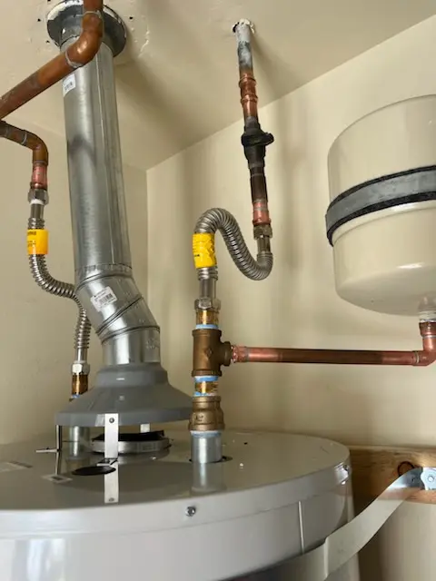 Water heater installation and plumbing repair in Kay Gardens